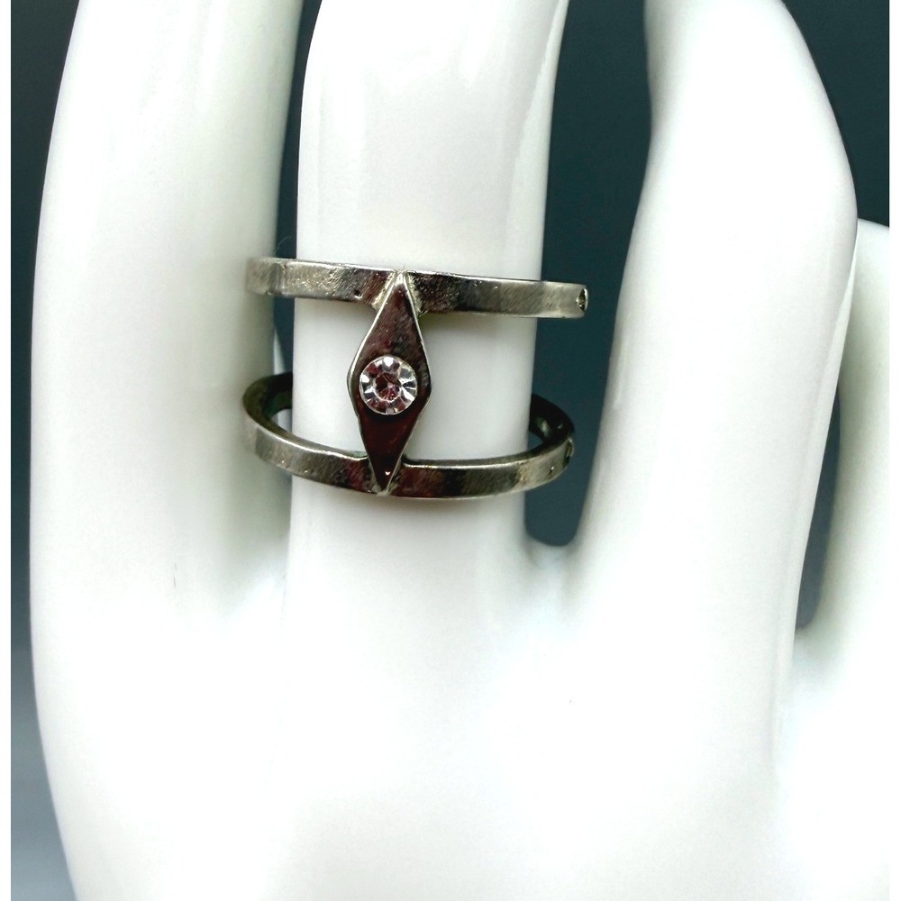 Silver Tone Double Band Geometric Rhinestone Diamond Shape Ring Size 7.5 Y2K